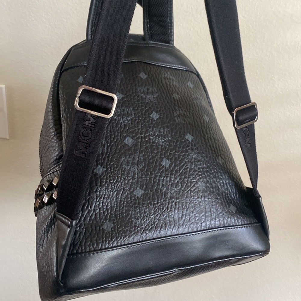 MCM Black Leather Backpack - Picture 15 of 16